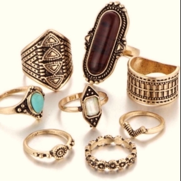 Vintage Style Ring Set - Picture 2 of 3